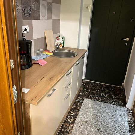 Mehtup S.R.L. Apartamento Piteşti Exterior foto